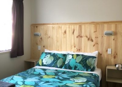 Main Bedroom- Queen bed